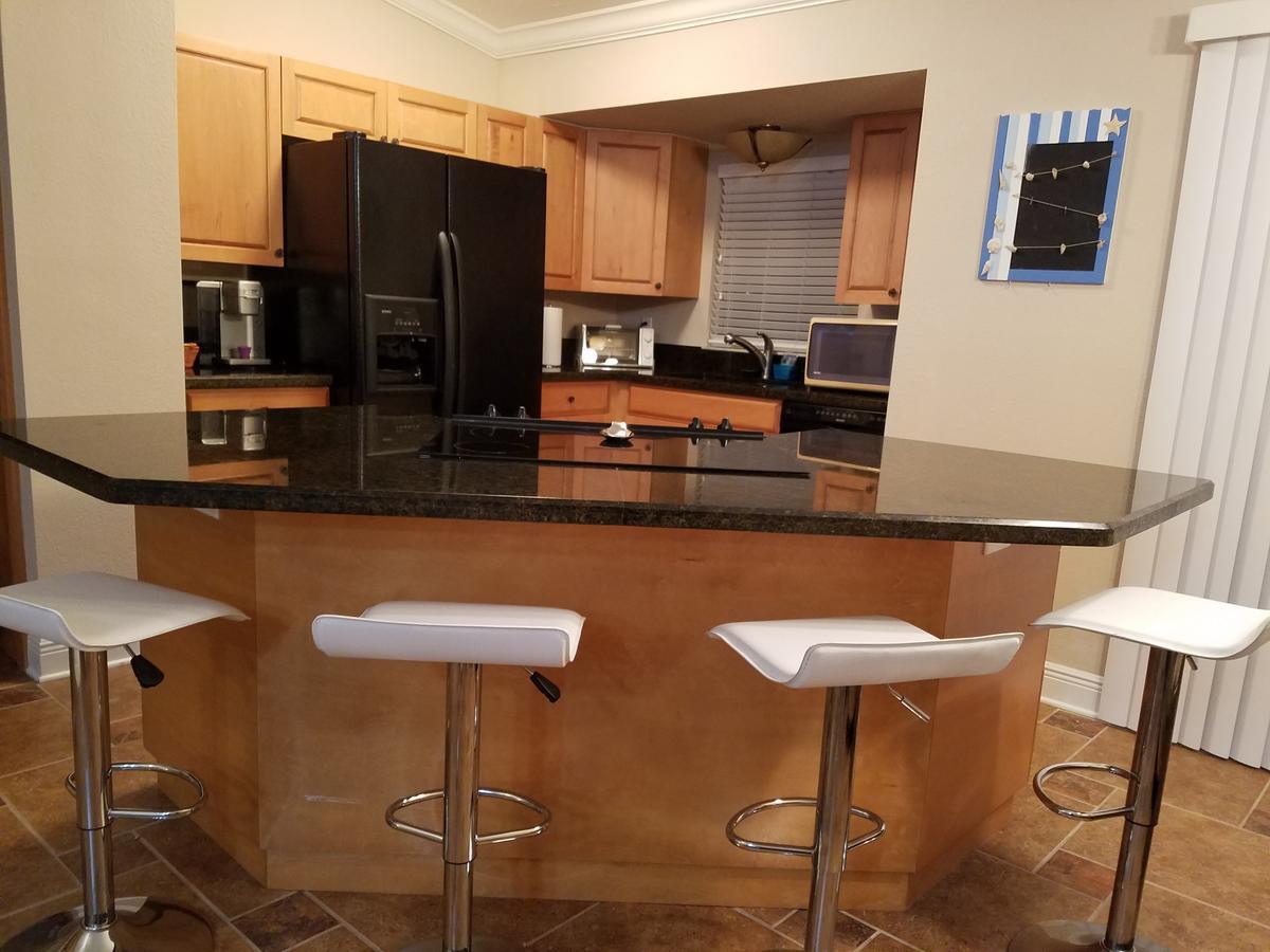 House 3 Min From Beach 옌슨비치 외부 사진