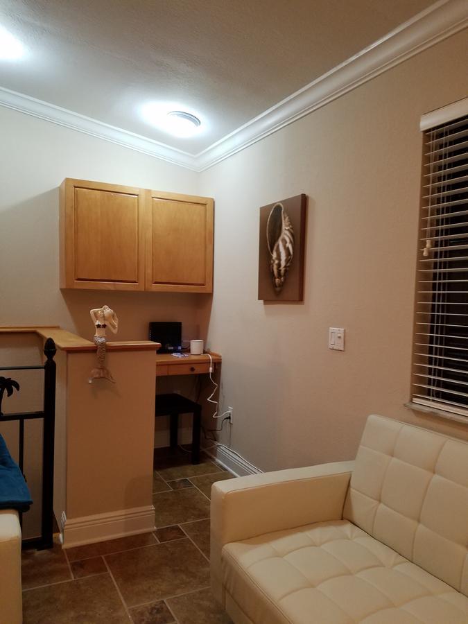 House 3 Min From Beach 옌슨비치 외부 사진