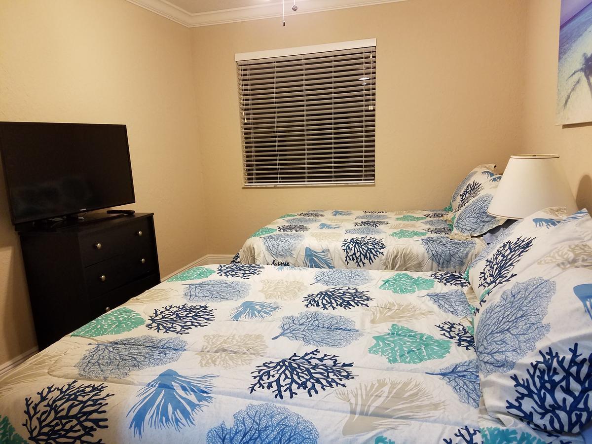House 3 Min From Beach 옌슨비치 외부 사진