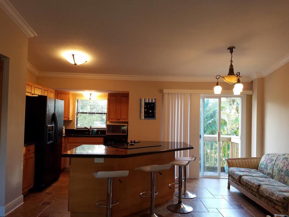 House 3 Min From Beach 옌슨비치 외부 사진