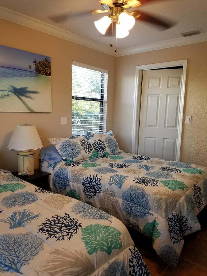 House 3 Min From Beach 옌슨비치 외부 사진